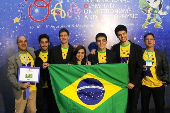 equipe_brasileira_astronomia