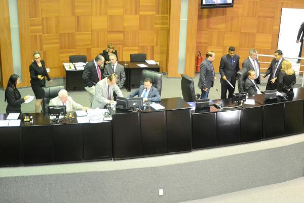Assembleia-Legislativa-Mato-Grosso2